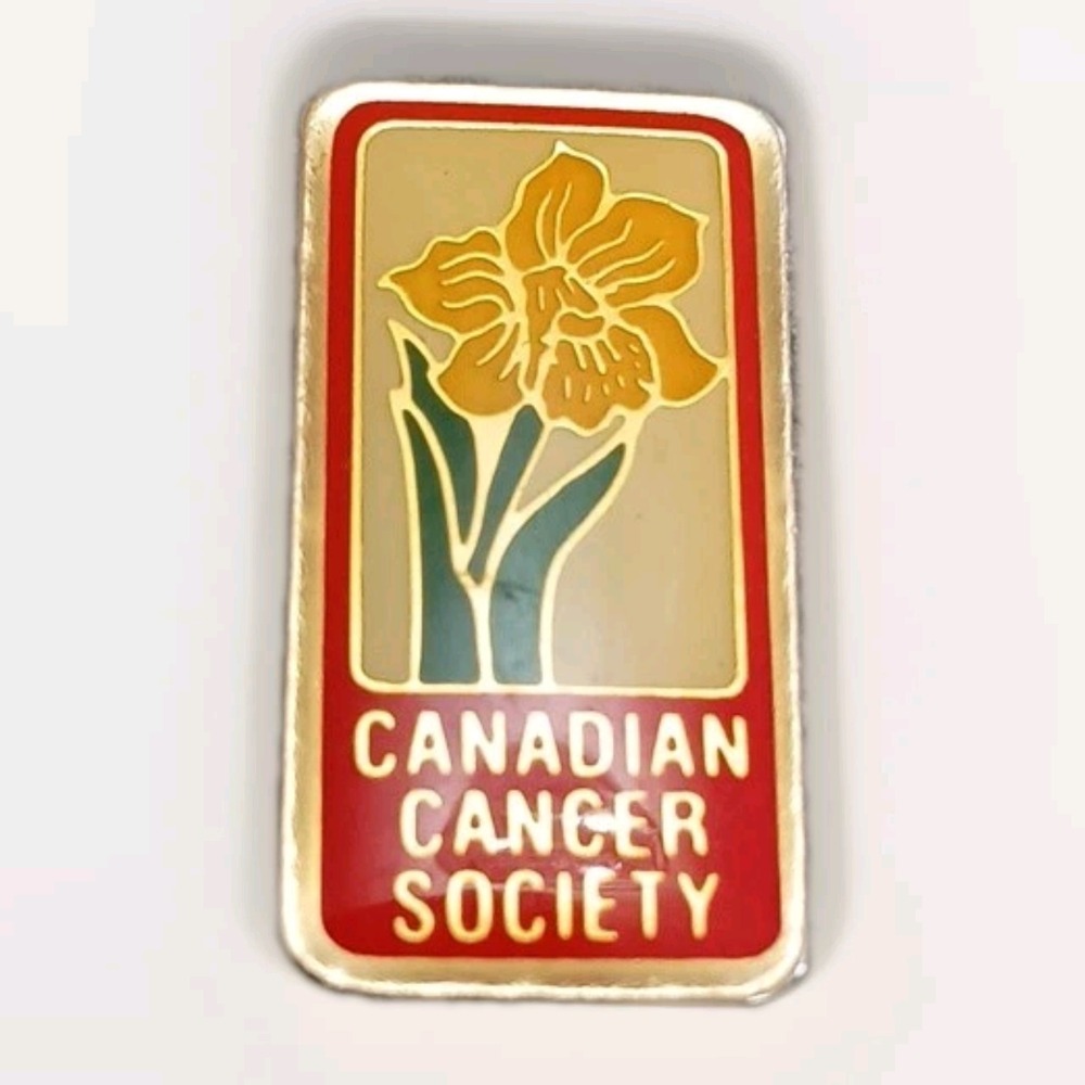 Vintage Canadian Cancer Society Enamel Gold Toned Lapel Hat Pin Tie Tac Daffodil